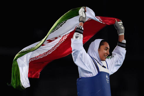 Kimia Alizadeh, medallista olímpica de taekwondo, escapó de Irán y se refugió en Alemania. (Getty Images) Taekwondo Irán