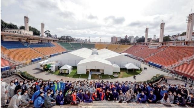 Hospital de campaña instalado por el Centro Médico Albert Einstein en el estadio municipal de San Pablo "Pacambú", en Brasil. (CJL) Hospital de campaña instalado por el Hospital Albert Einstein en el estadio municipal de San Pablo "Pacambú", en Brasil.
