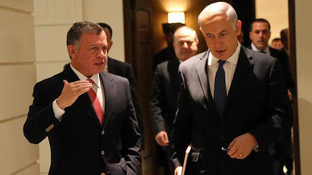 El rey Abdullah de Jordania y Benjamín Netanyahu durante una reunión en Amman en 2014.