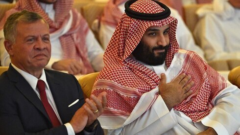 El rey Abdullah de Jordania y el príncipe heredero de Arabia Saudita Mohammed bin Salman. 