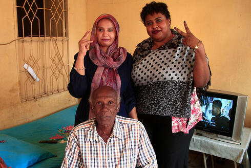Miembros de la familia de Mansur Israil, en Sudán. 