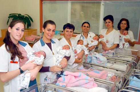 La tasa de natalidad y la composición de la sociedad israelí, vinculadas con los índices de pobreza. 