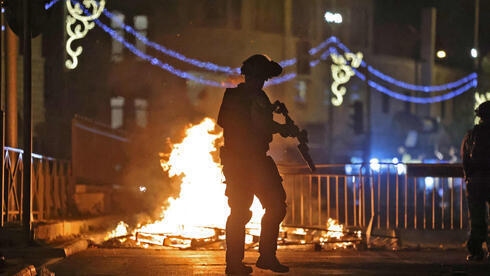 Noche de violencia en Jerusalem el sábado por la noche.