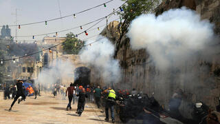Gases lacrimógenos en la Ciudad Vieja de Jerusalem. 