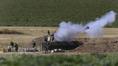 Fuerzas de artillería israelí en la frontera con Gaza.