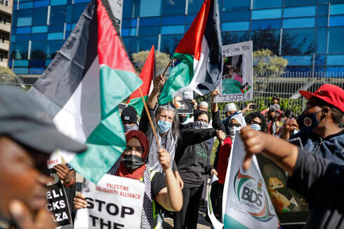 Marcha contra Israel y a favor de los palestinos la semana pasada en Johannesburgo, Sudáfrica. 