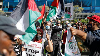 Marcha contra Israel y a favor de los palestinos la semana pasada en Johannesburgo, Sudáfrica. 