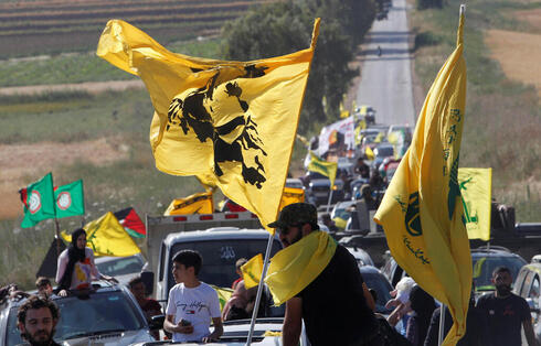 Manifestación de Hezbollah llevada a cabo la semana pasada para conmemorar los 21 años de la retirada israelí del Líbano. 