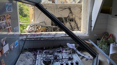 Destrozos en una casa de Givatayim, en el centro de Israel. 