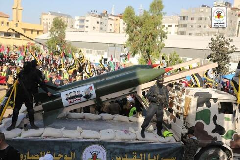 Desfile militar de la Yihad Islámica en Gaza.