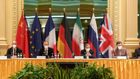 Miembros del acuerdo nuclear con Irán en 2015, en una reunión que intenta revitalizar el acuerdo, en Viena, este año. 