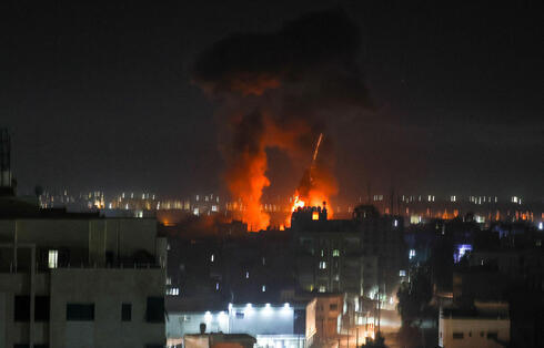 Ataque del Ejército de Israel en Gaza el miércoles en la madrugada. 