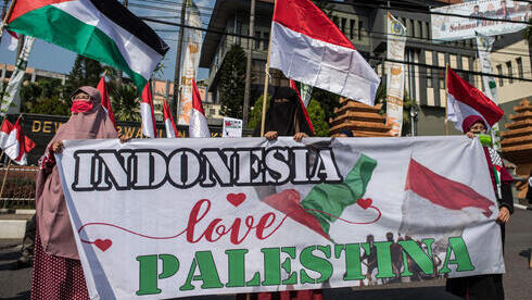Protestas pro palestinas en la ciudad indonesia de Surabaya durante los combates en Gaza el mes pasado. 