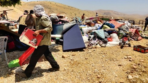 La evacuación de la comunidad palestina Jirbet Hamsa al Fauqa despertó críticas dentro de Israel. 