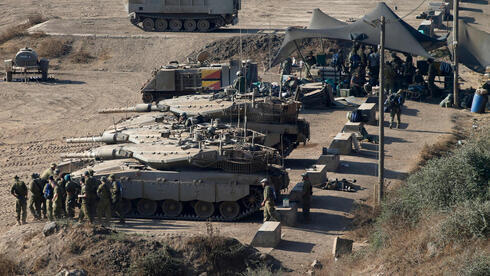 Tanques de las FDI en los Altos del Golán. 