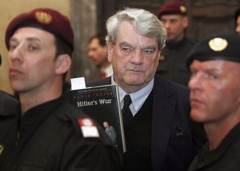 El escritor y negacionista del Holocausto británico David Irving.