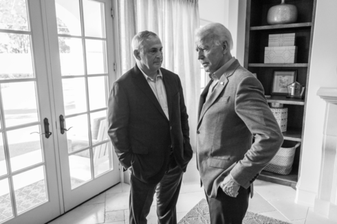 Marc Stanley con Joe Biden.