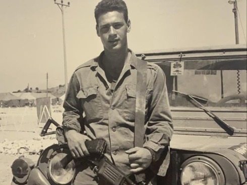 Adi Finkels en sus días en el Ejército de Israel. 