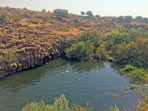 El río Zavitan, uno de los lugares más bellos de los Altos del Golán. (Gilad Carmeli) Río Zavitan