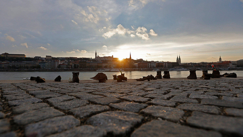 "Los zapatos en el Danubio", el monumento en Budapest a los judíos húngaros asesinados durante el Holocausto.