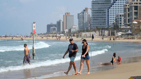 Una playa en Tel Aviv en la semana de Yom Kipur. 