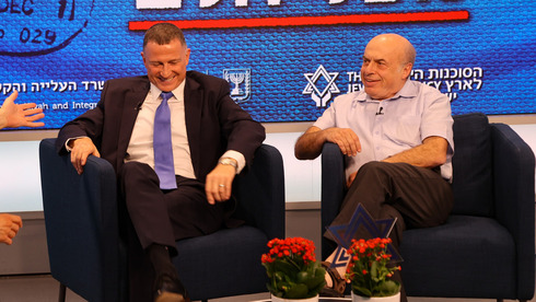 Yuli Edelstein (izquierda) y Natan Sharansky. (Yariv Katz) Yuli Edelstein (izquierda) y Natan Sharansky.