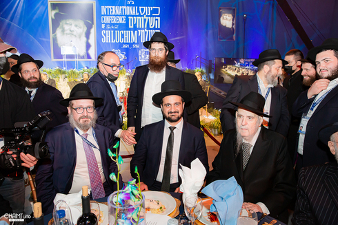 El gran rabino de Irán, Yehuda Garami, fue honrado en la conferencia de Jabad Lubavitch en Nueva York.