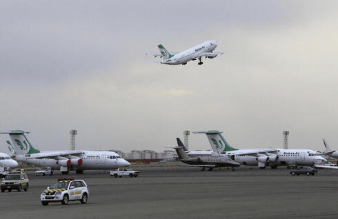 Aviones de Mahan Air en Teheran. 
