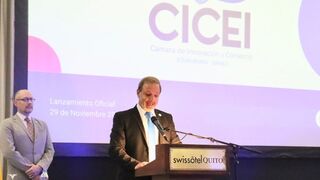 El embajador de Israel en Ecuador, Zeev Harel, habla durante la presentación de la CICEI.