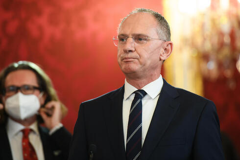 El nuevo ministro del Interior austriaco, Gerhard Karner, durante su ceremonia de investidura en la Oficina Presidencial en Viena, Austria. 