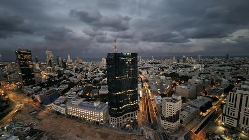 Vista aérea de Tel Aviv durante la tormenta. 