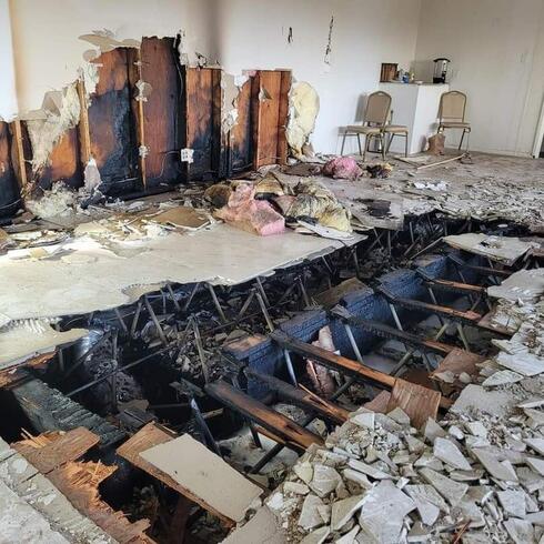 Destrozos en el centro de Jabad Lubavitch de San José, California.
