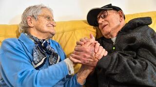 Los hermanos Yeti (96) e Israel (93) se reencontraron después de 10 años. 