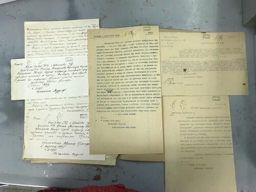 Algunos de los archivos y testimonios encontrados en el archivo. (Gentileza Biblioteca Nacional de Israel)) Algunos de los archivos y testimonios encontrados en el archivo.