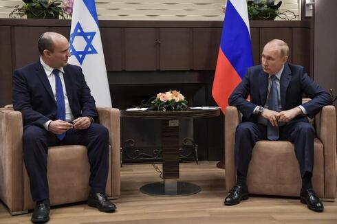 Naftalí Bennett y Vladimir Putin, en una reunión bilateral que mantuvieron en octubre del 2021. 