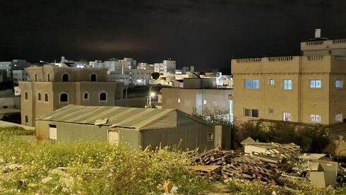La ciudad beduina de Hura. (Ido Erez) Durante la noche, comienza el horario de verano en Israel.
