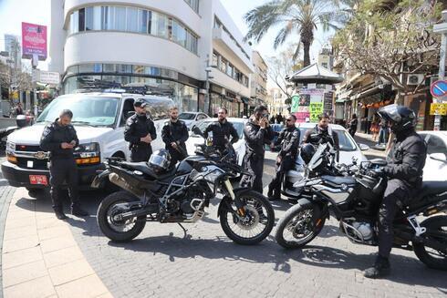 Mayor presencia policial en Tel Aviv.