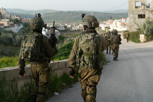 Tropas de las FDI vistas durante una redada en Cisjordania.