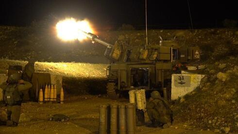 La artillería de las FDI atacan bases de lanzamiento de cohetes del Líbano. 