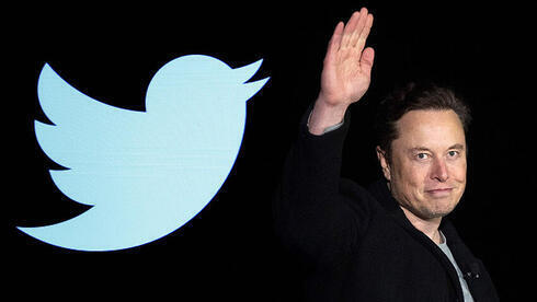 Elon Musk se quedó con Twitter. 