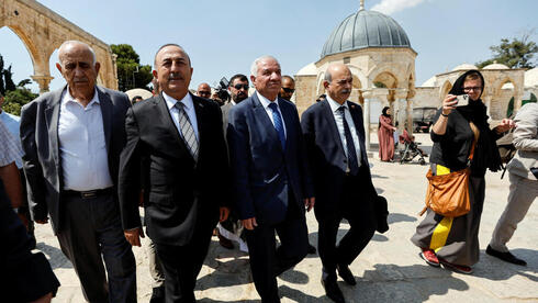 El canciller turco visitó el Monte del Templo sin compañía de funcionarios israelíes. 