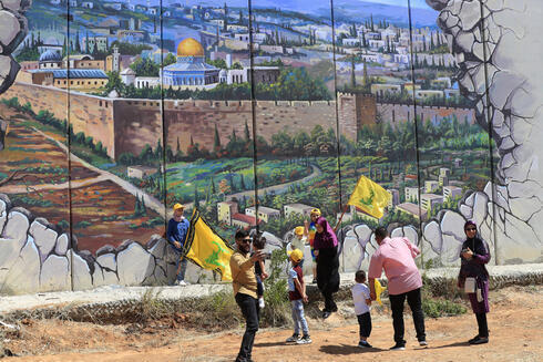 Manifestantes libaneses en la frontera con Israel. 