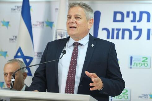 Nitzan Horowitz, ministro de Salud de Israel. 