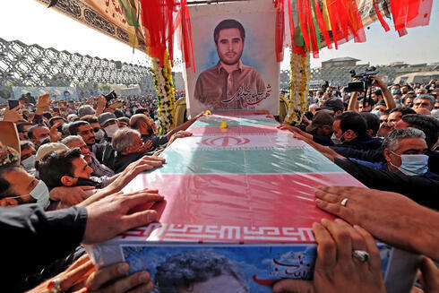 Funeral del Coronel Hassan Sayad Khodaei. 