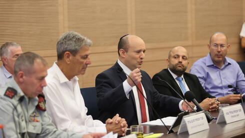 El primer ministro Naftalí Bennett en el Comité de Asuntos Exteriores y Defensa de la Knesset el martes. 