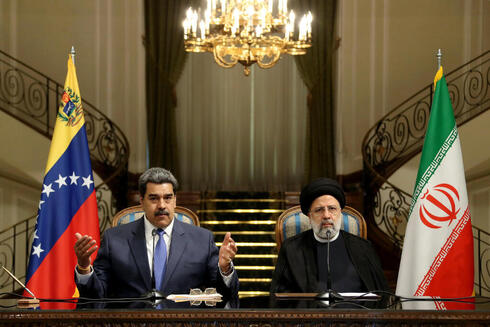 Presidente de Venezuela, Nicolás Maduro, junto al presidente de Irán, Ebrahim Raisi, este fin de semana en Irán. (EPA) Presidente de Venezuela, Nicolás Maduro, junto al presidente de Irán, Ebrahim Raisi, este fin de semana en Irán.