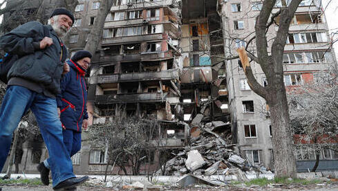 Secuelas del bombardeo ruso en Ucrania. 