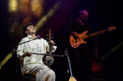 Mark Eliyahu no puede viajara Irán, en donde cuenta con muchos admiradores de su música. 