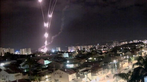 El sistema defensivo de Israel Cúpula de Hierro se activa ante el lanzamiento de un cohete desde Gaza, en el mes de abril. 