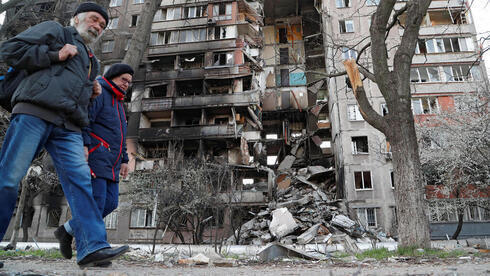 Secuelas del bombardeo ruso en Ucrania. 